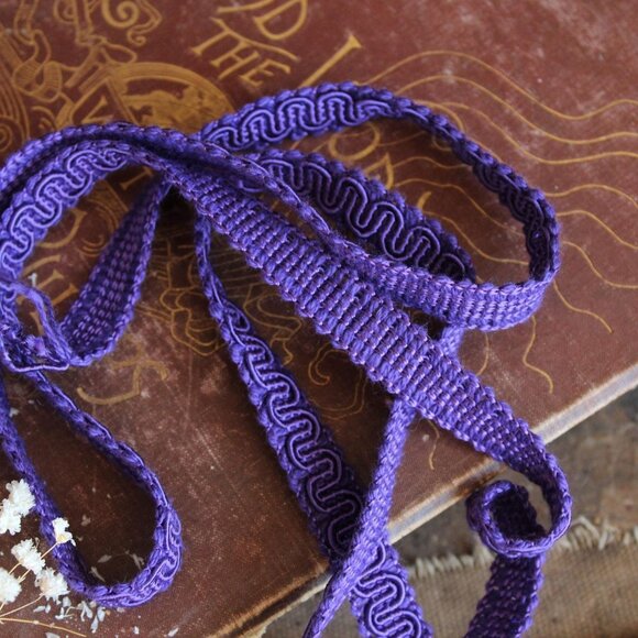 Vintage 1990s Purple Gimp Trim, Conso 1/2" Wide Scroll, 3 yards, Sewing Or Craft - Picture 9 of 10